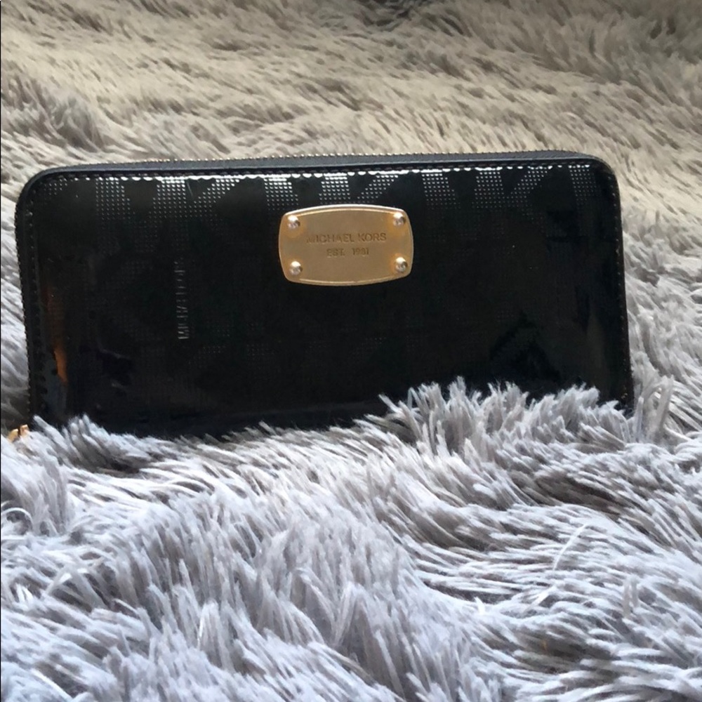 Michael Kors wallet